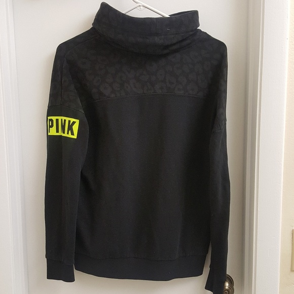 Rare π π vs pink cheetah cowl neck size small - Picture 4 of 8